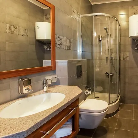 Twin Hotel 4*